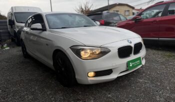 BMW 114i 2015 lleno
