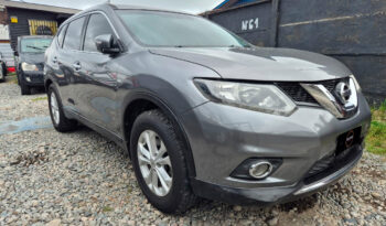 NISSAN X-TRAIL 4X2 2017 lleno