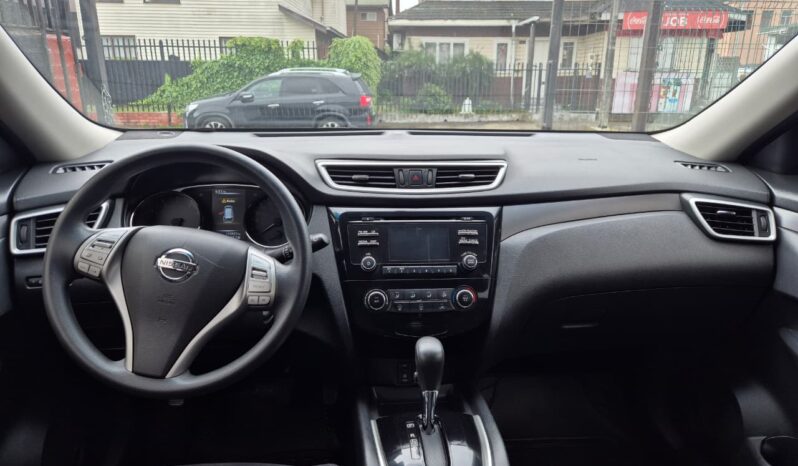 NISSAN X-TRAIL 4X2 2017 lleno