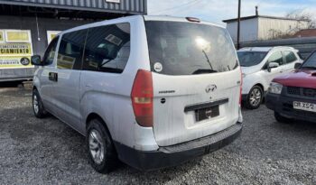 HYUNDAI H1 2010 lleno