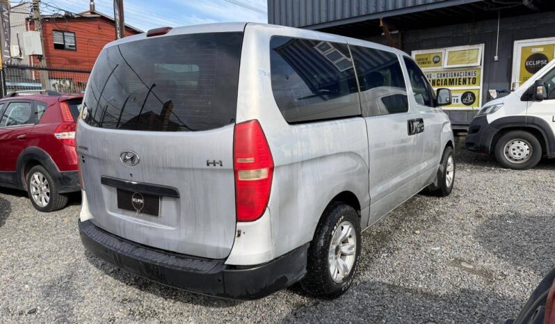 HYUNDAI H1 2010 lleno