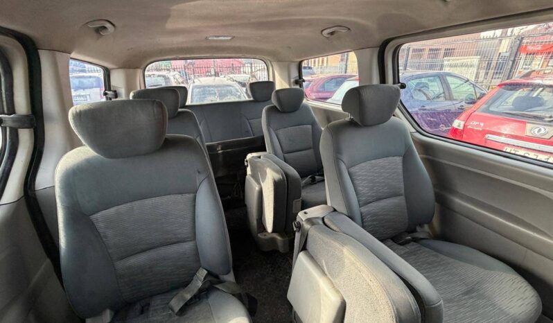 HYUNDAI H1 2010 lleno