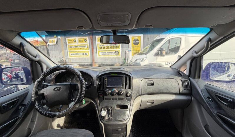 HYUNDAI H1 2010 lleno