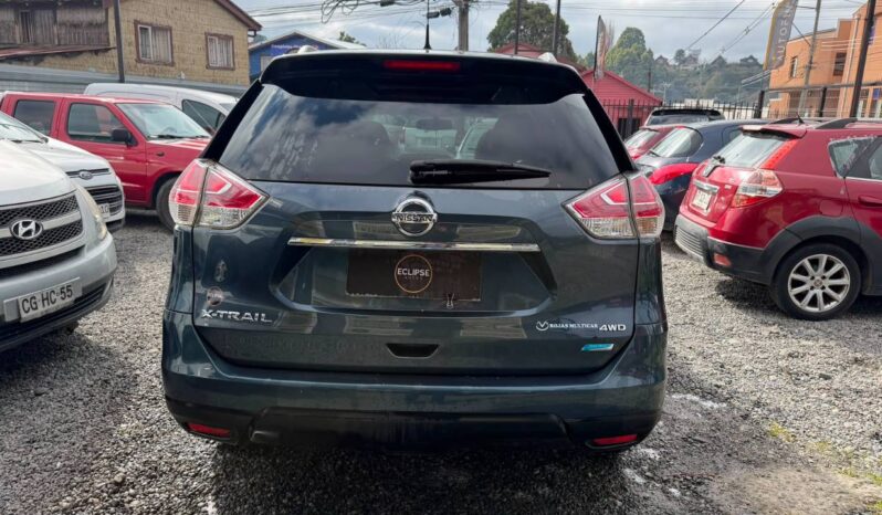 NISSAN X-TRAIL 2016 lleno